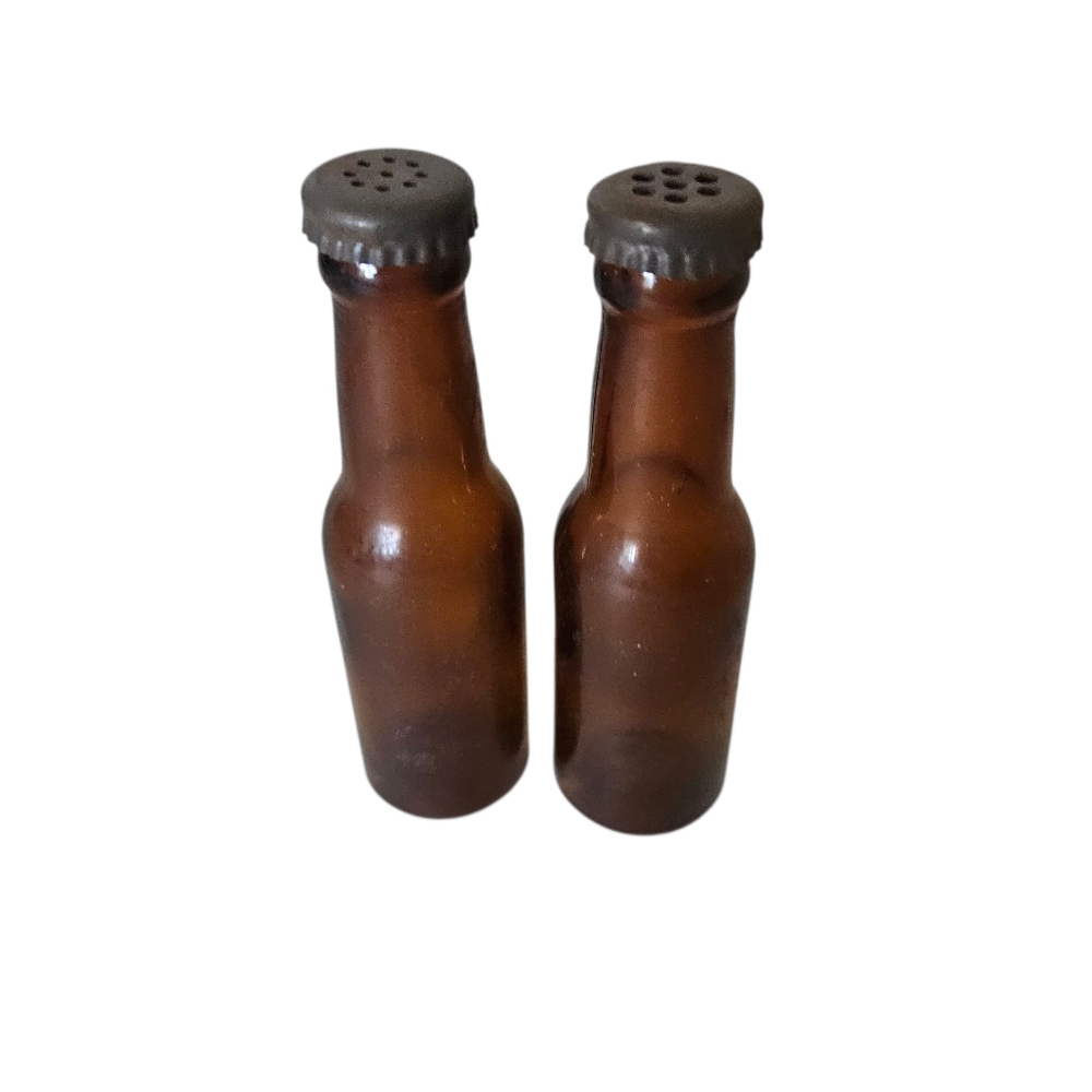 Vintage Brown Glass Shaker Set